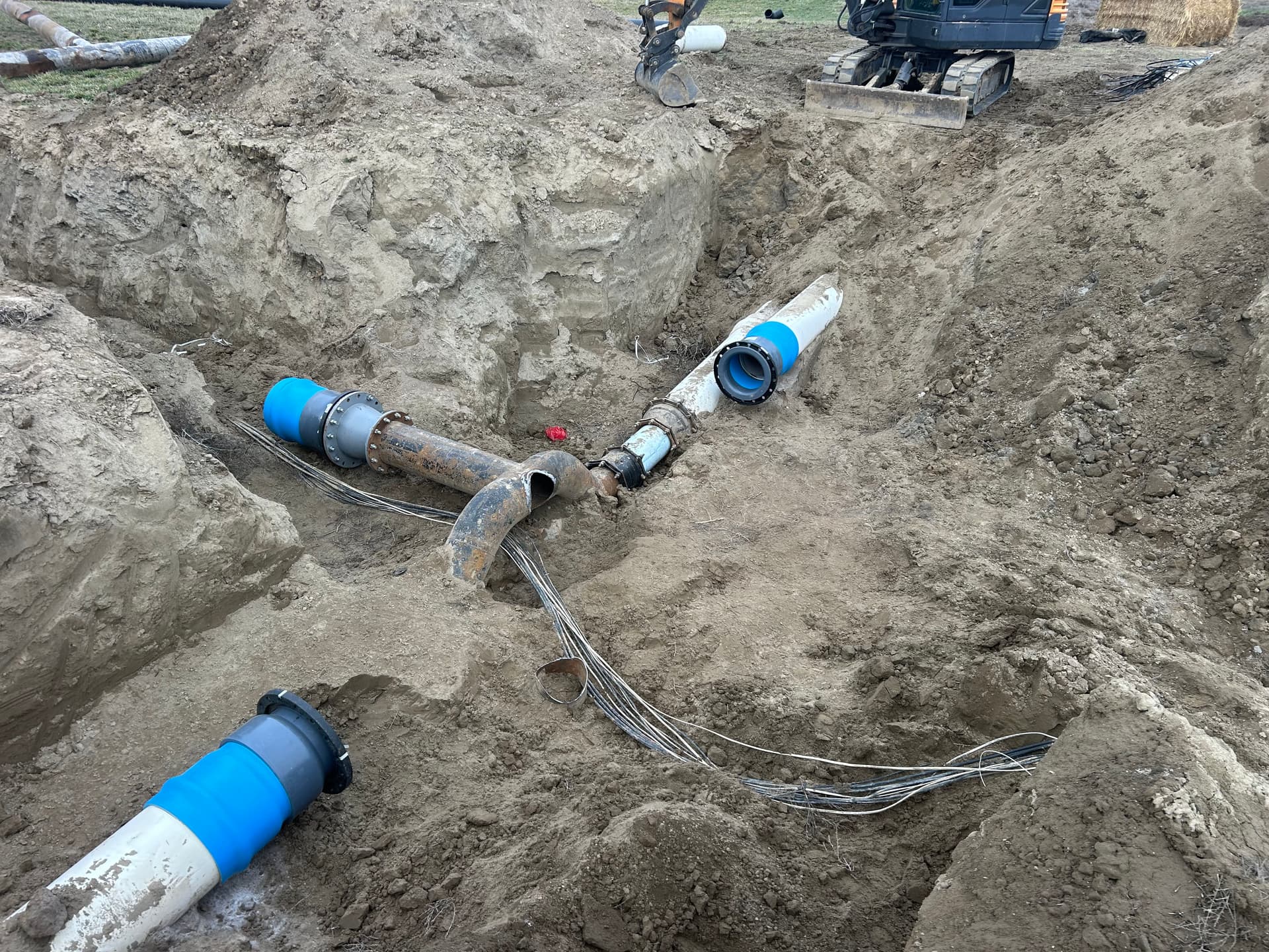 Innovative Pipeline Installation for a 16” Irrigation Mainline image
