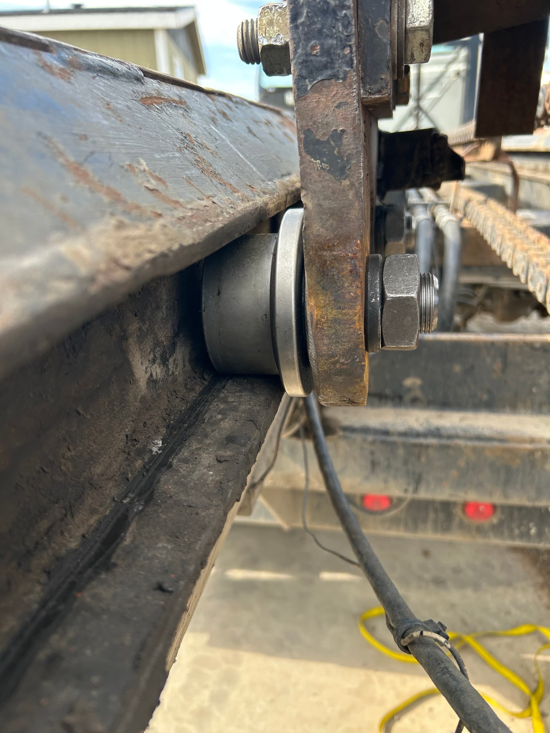 Gallery photos for Roll-Off Truck Gets New Track Roller Bearings and Chain-Mount Block: Image #3